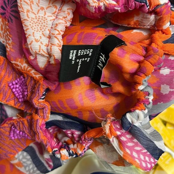 H&M Floral Print Maxi Dress(Size 6) - Picture 10 of 11